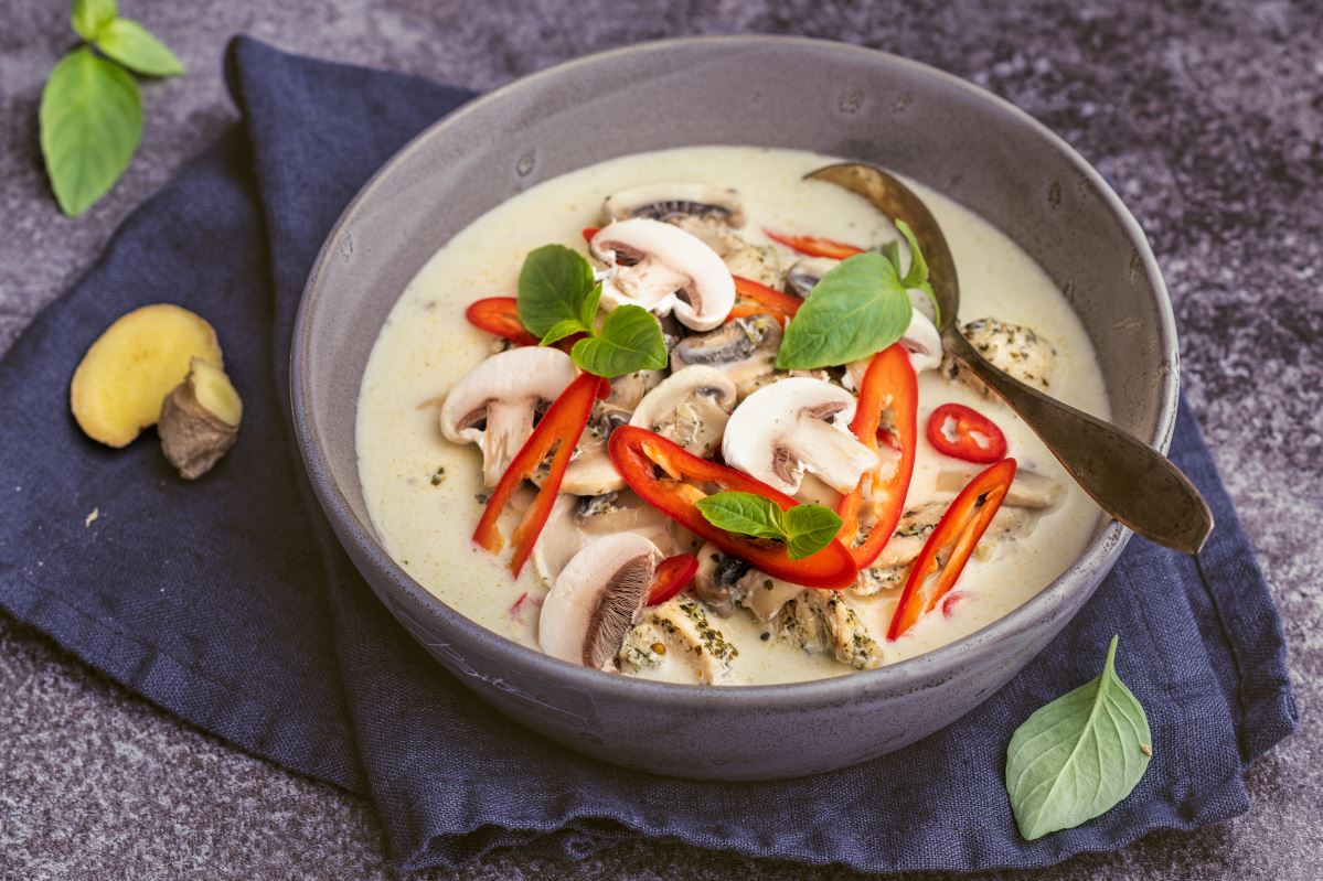 Lämmittävät kanakeitot