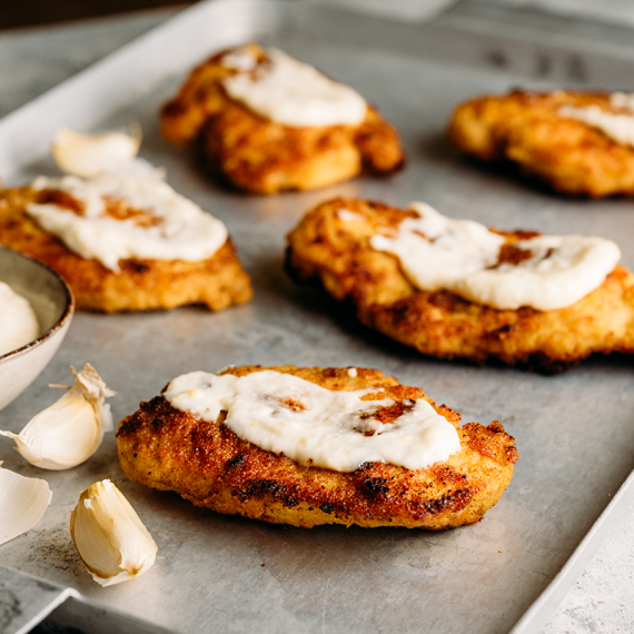 Rapeat fileepihvit ja parmesan-aioli