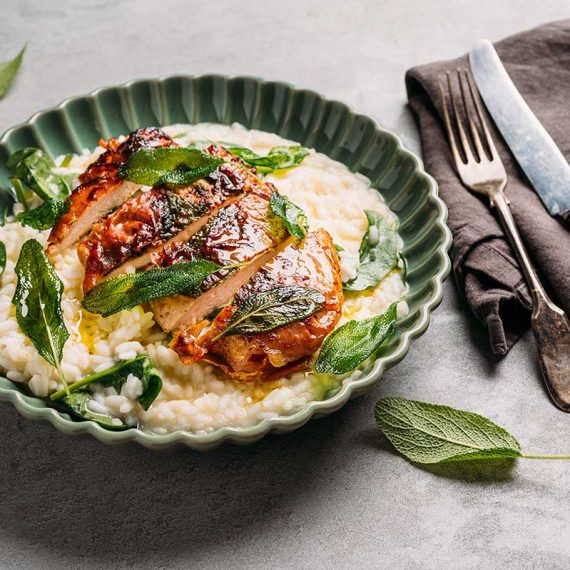 Kanasaltimbocca ja pinaattirisotto