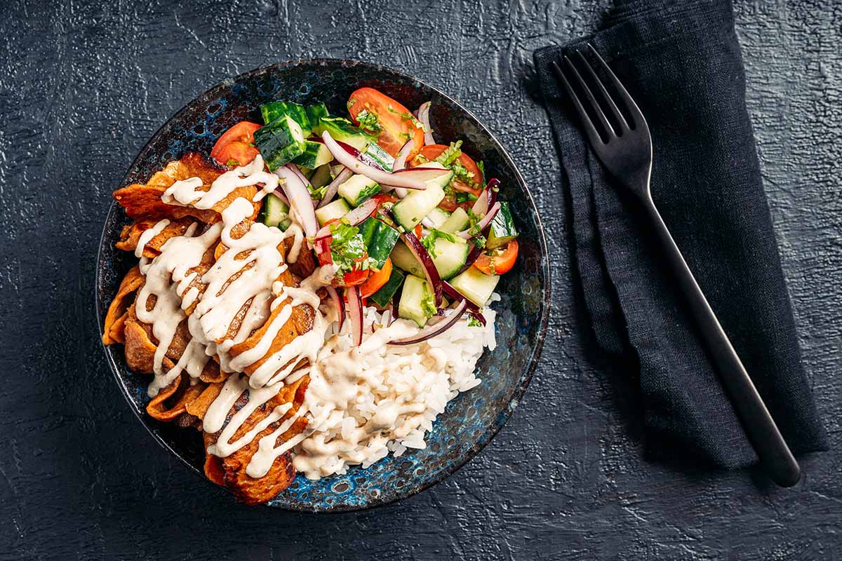 Kanakebab-bowl sitruuna-tahinikastikkeella_1 kopio